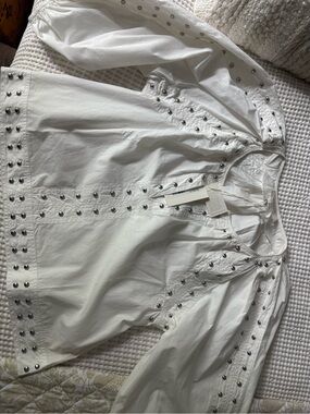 THE GREAT. Bodega Blouse/ Ivory Blouse with Stud Accent